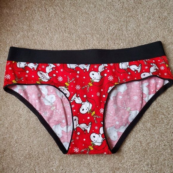 Snoopy Christmas Women's Peanuts Underwear Panties Size XS XL NEW Snoopy Christmas Women's Peanuts Underwear Panties Size XS XL NEW
